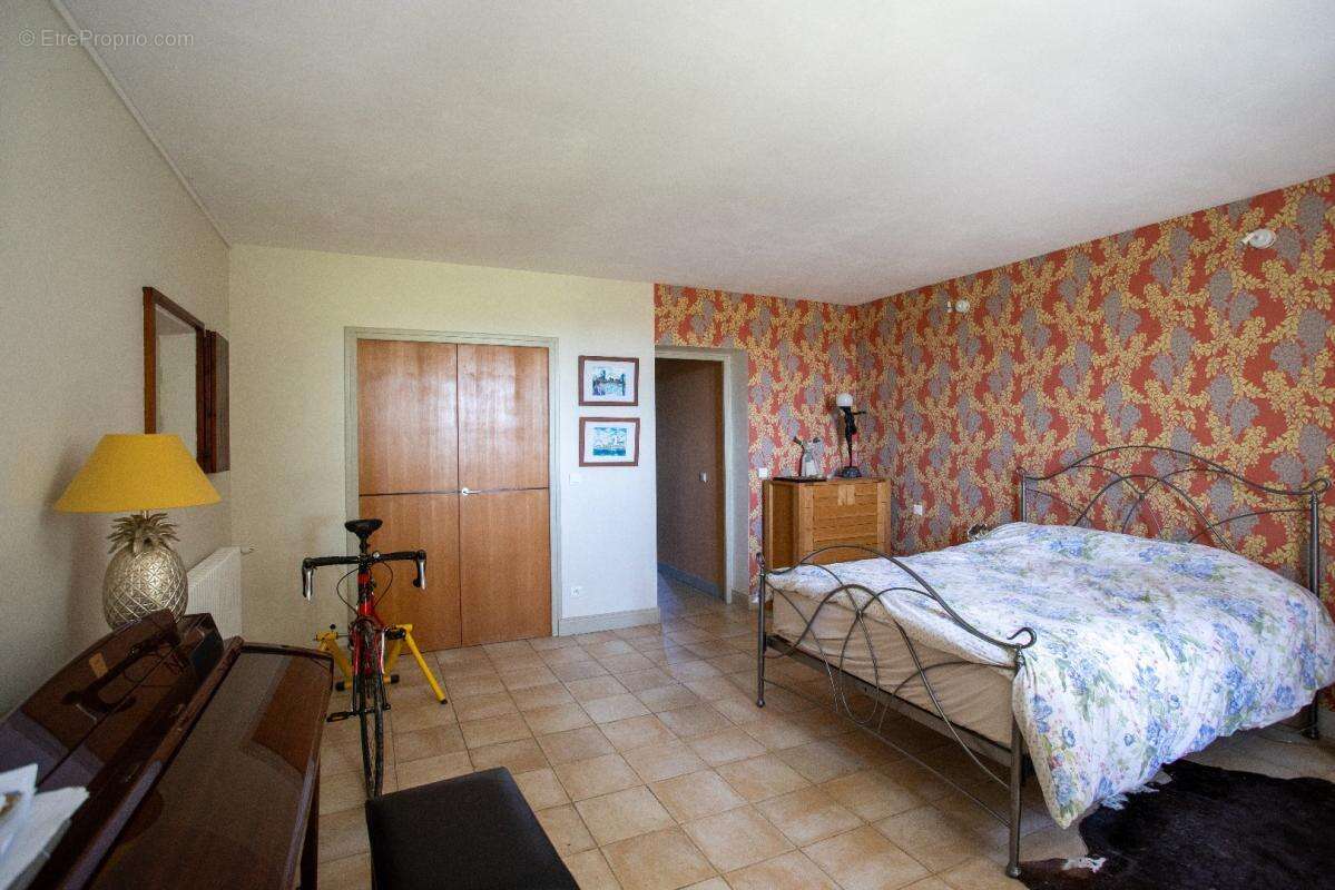 Maison à LA ROMIEU
