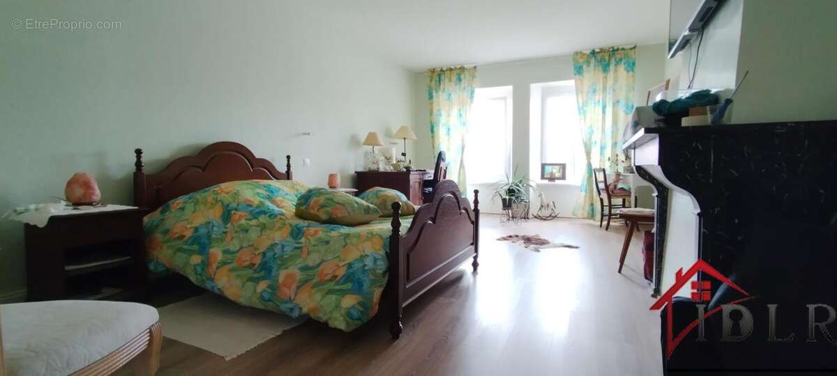 Maison à VAL-DE-MEUSE