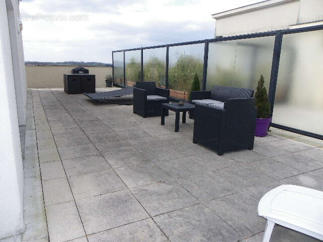 Appartement à SERRIS