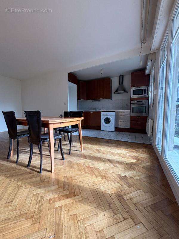 Appartement à BONDY