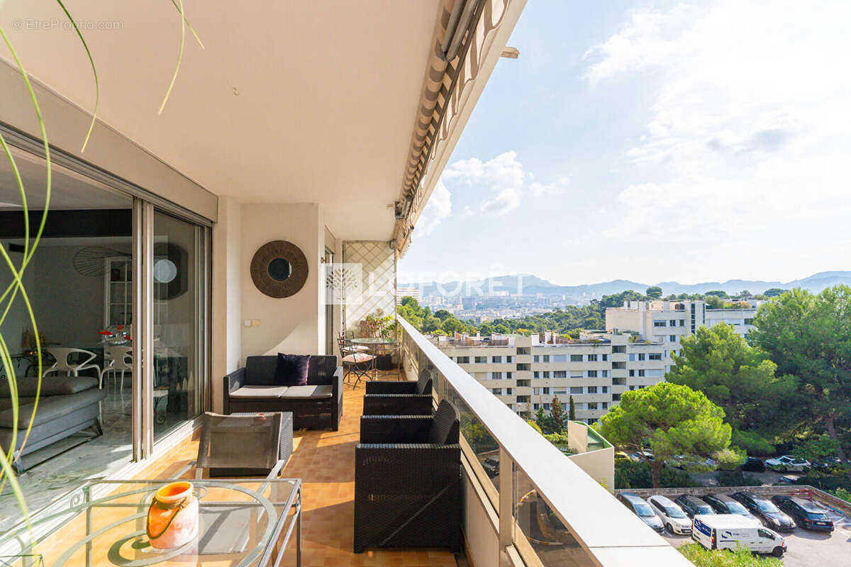 Appartement à MARSEILLE-8E