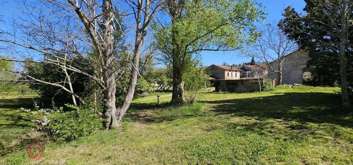 Maison à SAINTE-SUZANNE