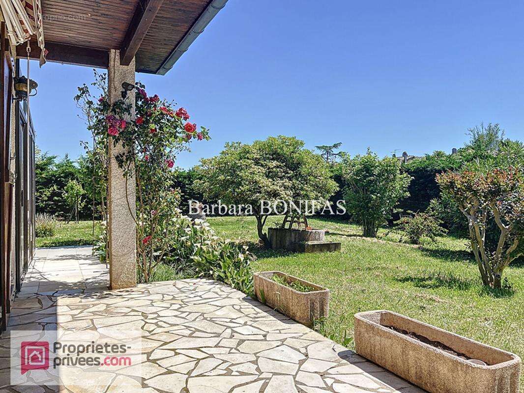 Maison à SAINT-SULPICE