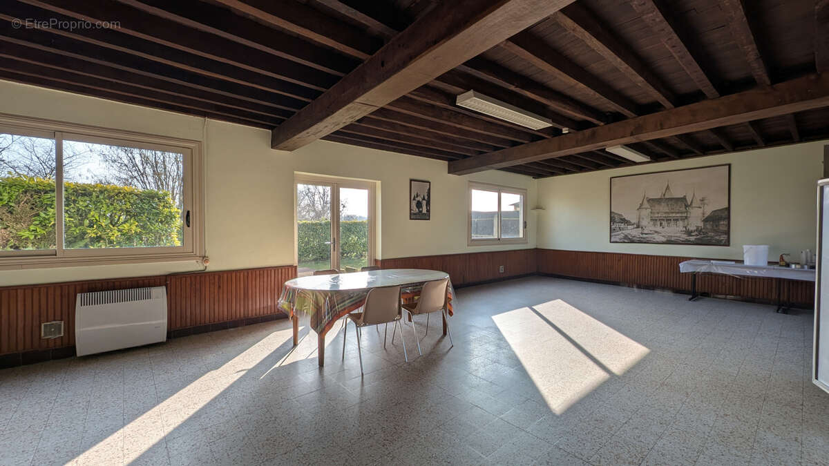 Maison à RUMILLY-LES-VAUDES