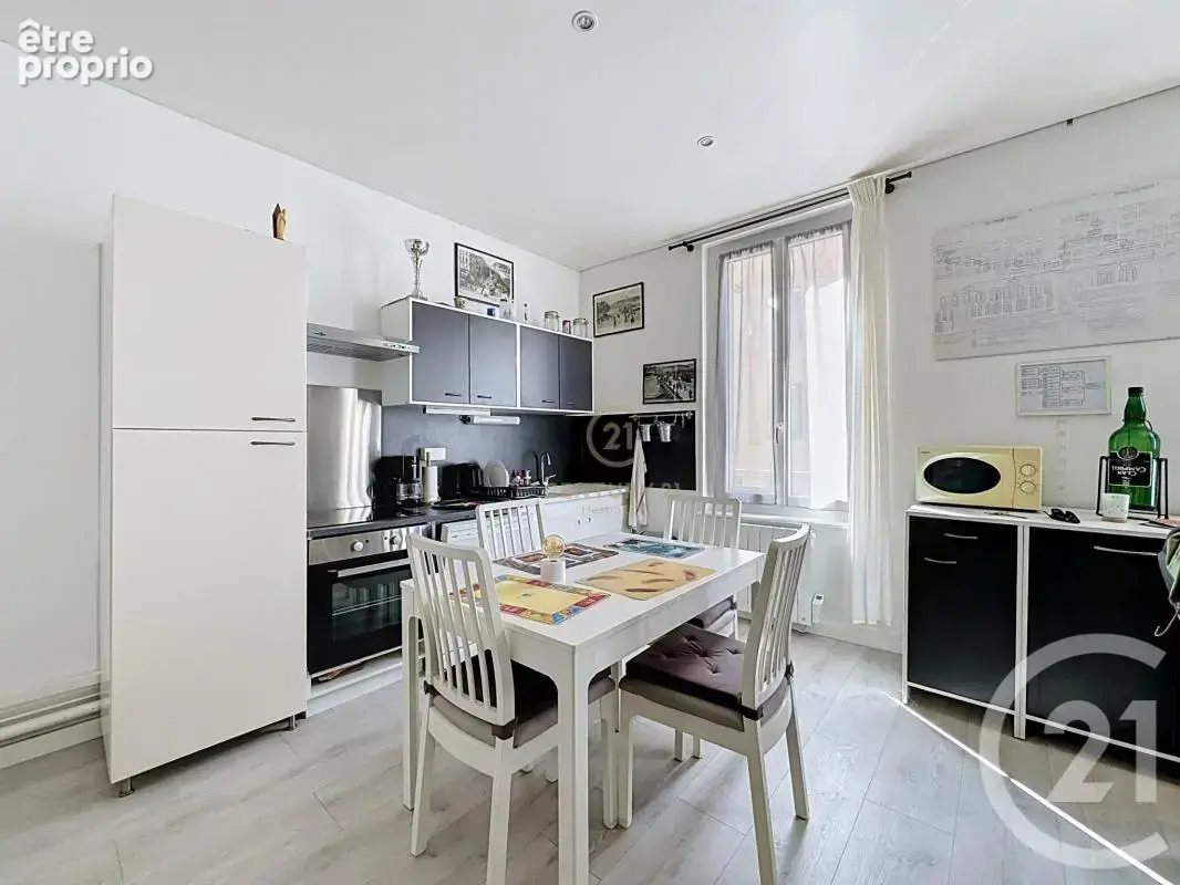 Photo Appartement à Lyon-8e au prix de 199 000€
