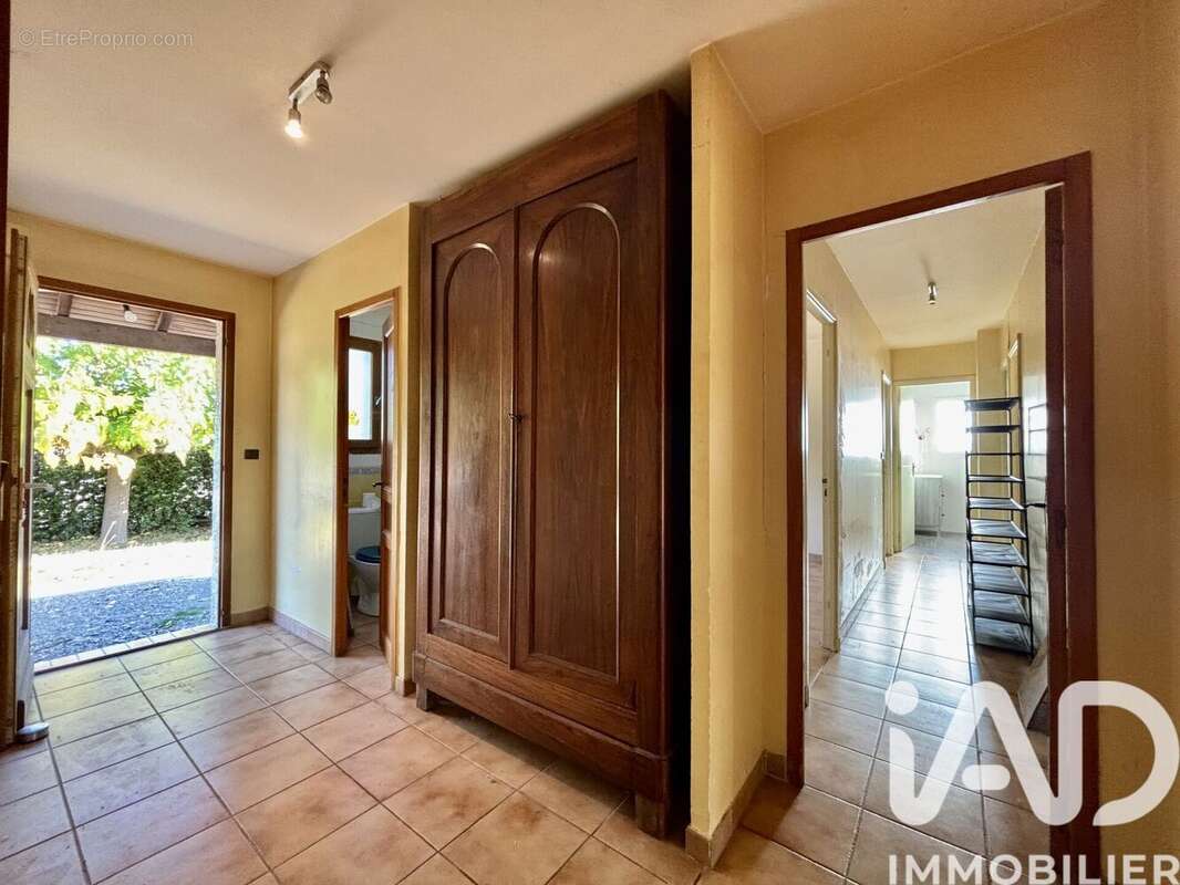 Maison 108 m² à Causses-Et-Veyran  - photo 2
