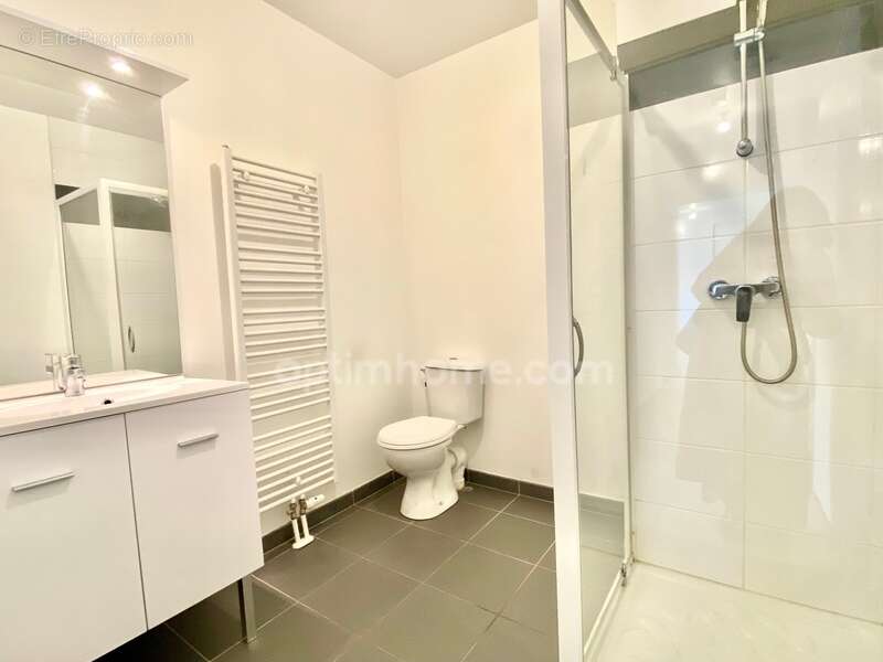 Appartement à COLOMBELLES