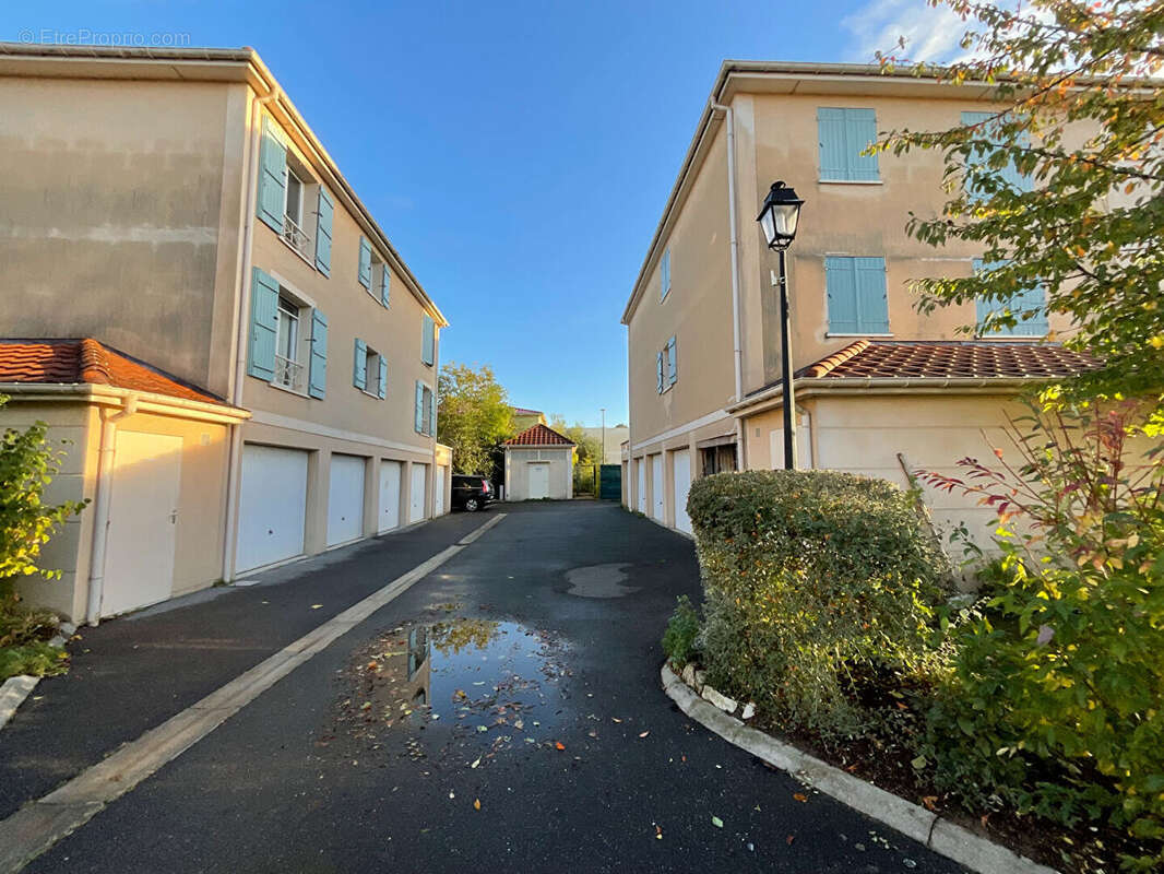 Appartement à MARGENCY