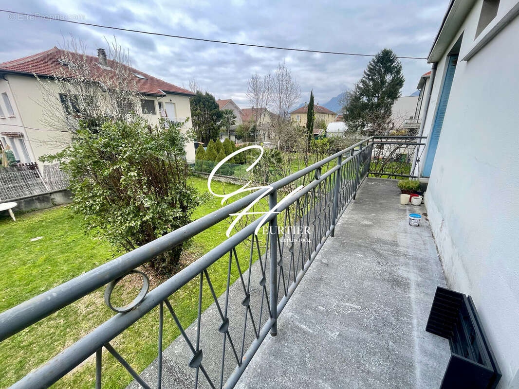 Appartement à ECHIROLLES