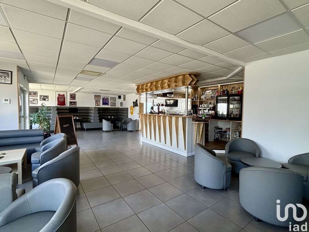 Photo 2 - Commerce à DORDIVES