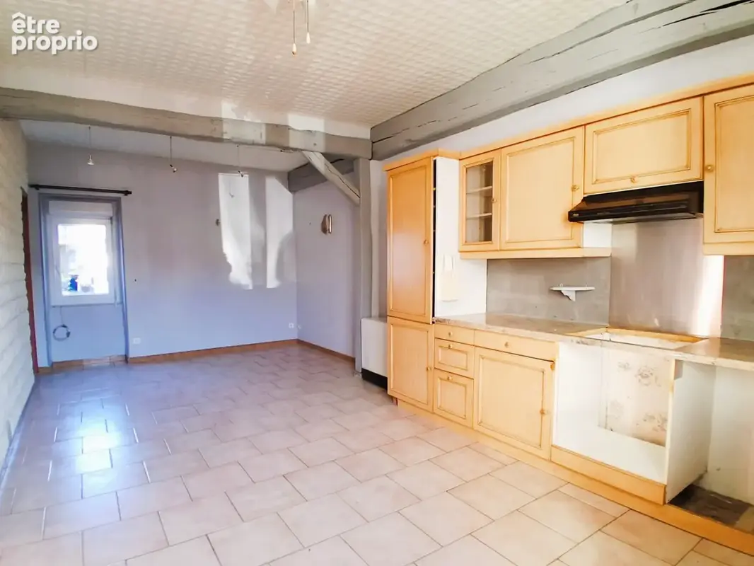 Appartement T3 avec cour privée - Quartier prisé 'En Berry' - photo 3