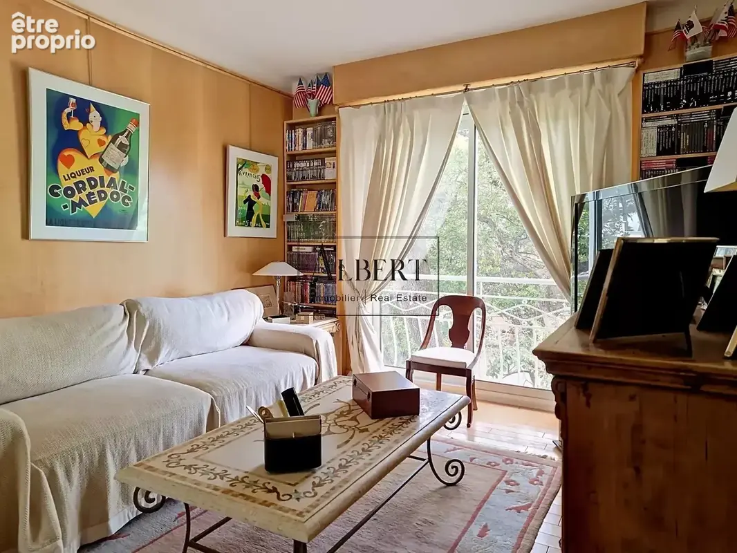 Cannes – basse californie  élégant 3 pièces de 86 m² avec terrasse, vue mer, garage, cave & chambre de service - photo 8