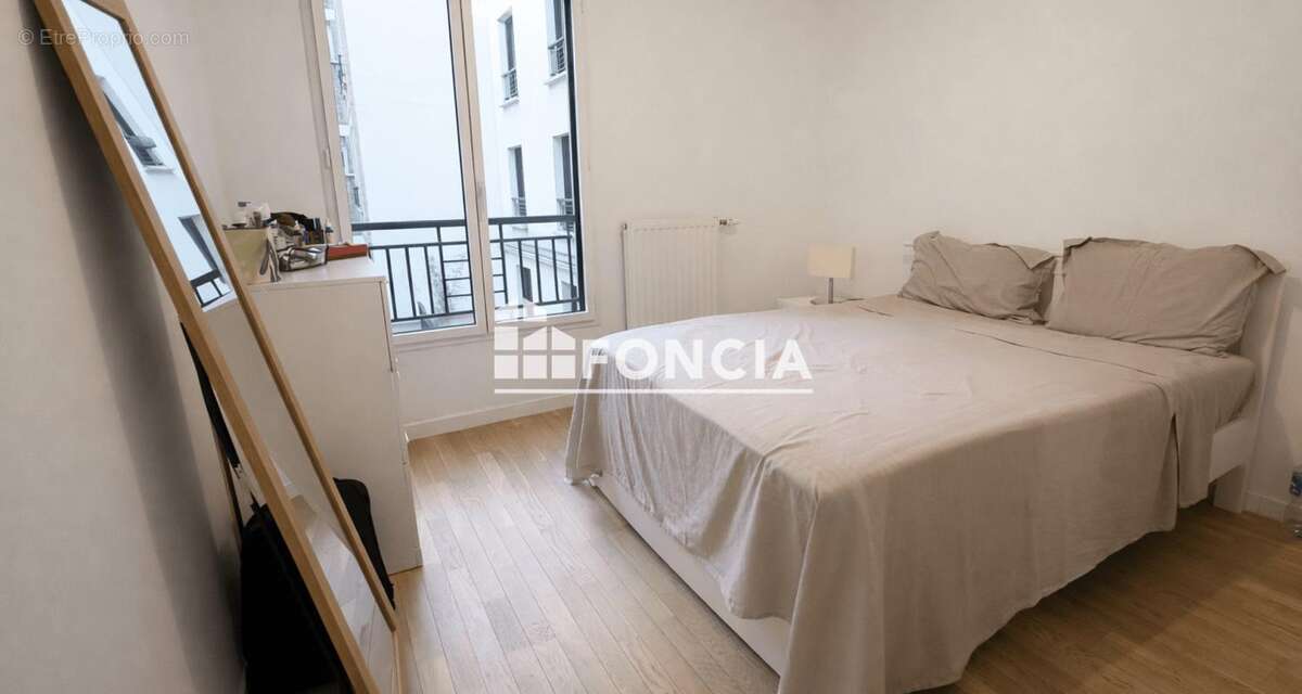 Appartement à SURESNES