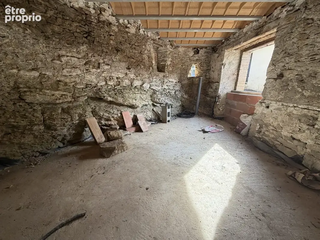 Pièce 2 rdc