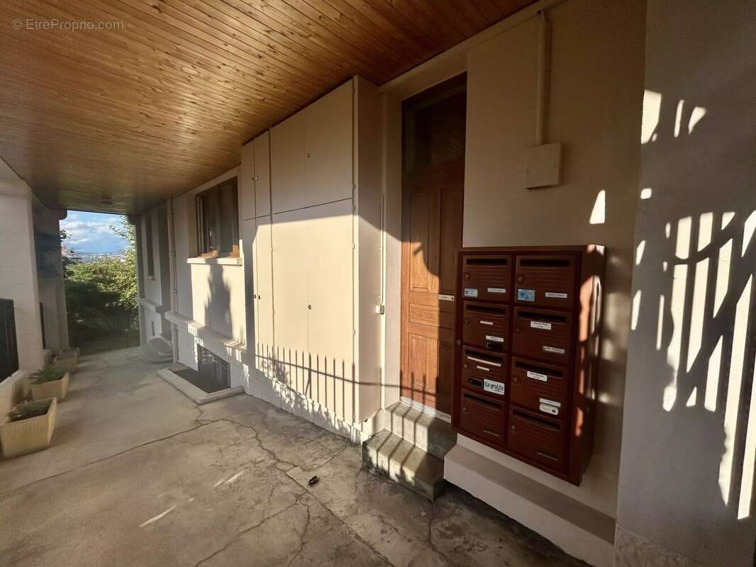 Appartement à EVIAN-LES-BAINS