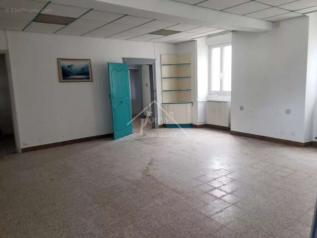 Maison à COSNE-D&#039;ALLIER