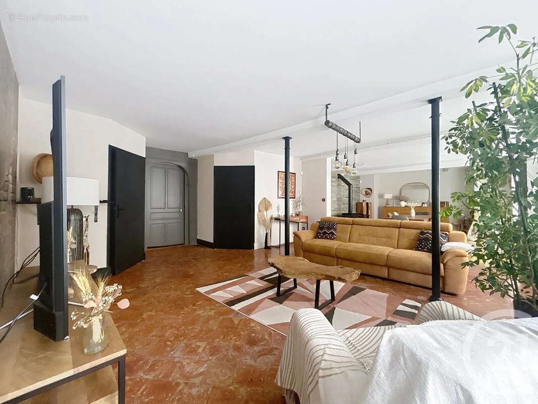 Maison à LA CHAUSSEE-SUR-MARNE