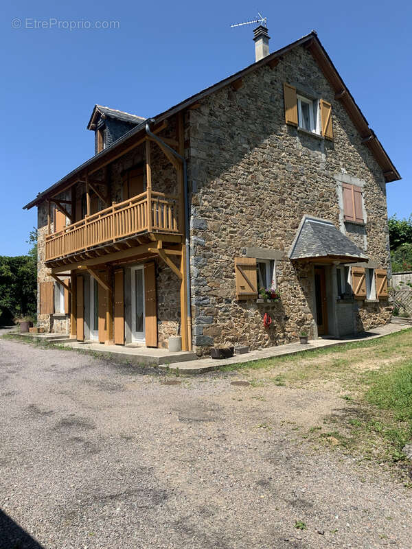 Appartement à LAGUENNE