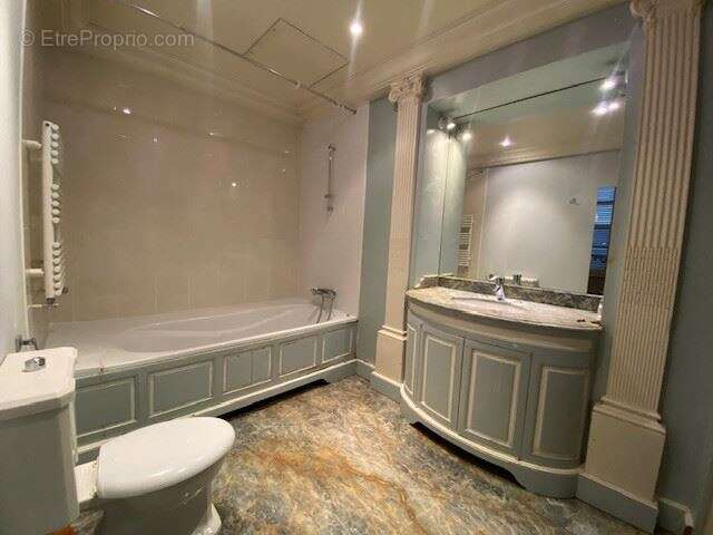 Appartement à PARIS-4E