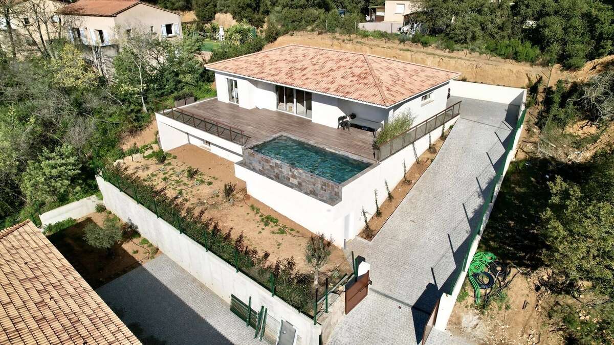 Maison à BASTELICACCIA