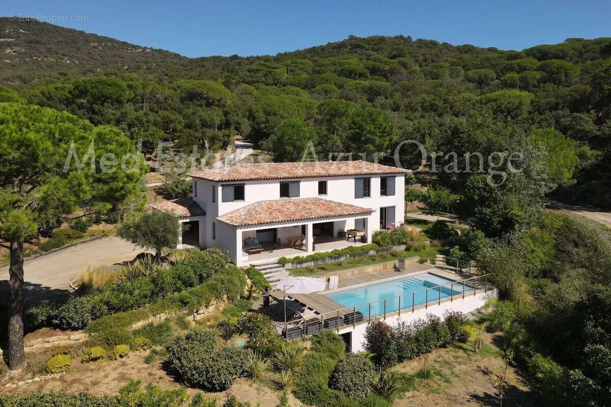 Maison à GRIMAUD