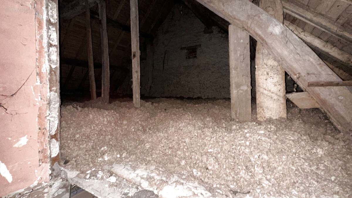 Appartement à VARENNES-SUR-ALLIER