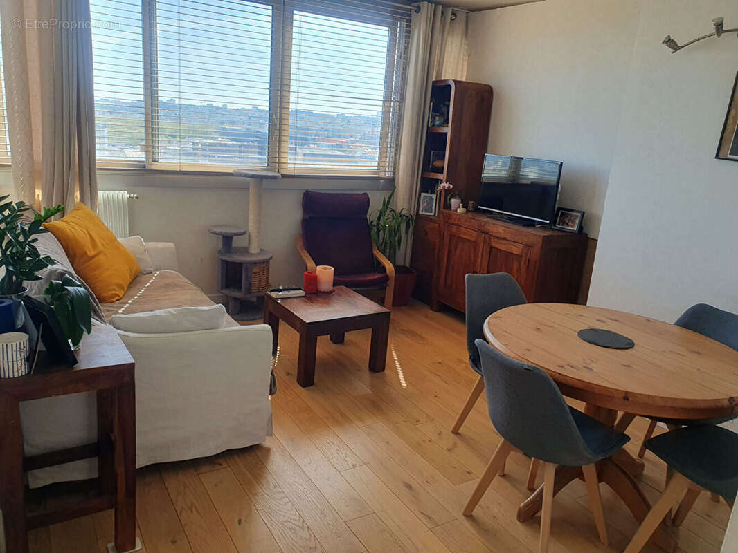 Appartement à PARIS-13E