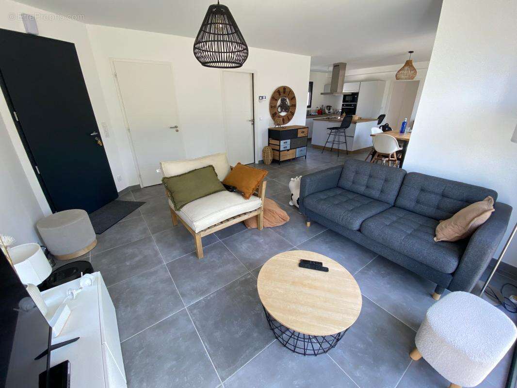 Maison à LES MATHES