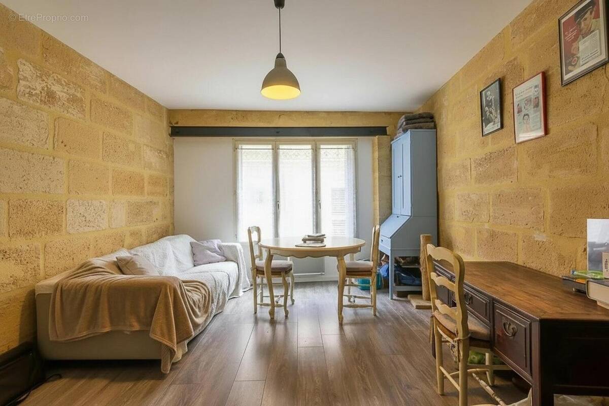 Photo 1 - Appartement à SAINT-ANDRE-DE-CUBZAC