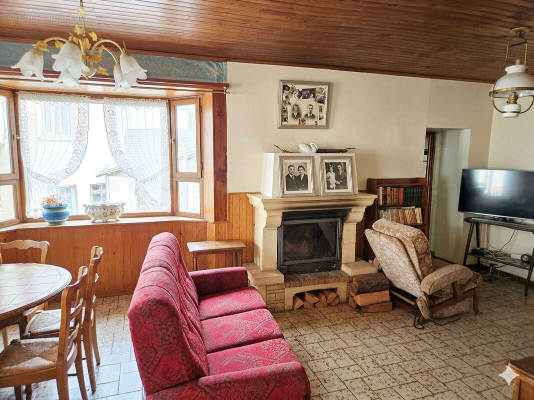 Maison à LES ESTABLES