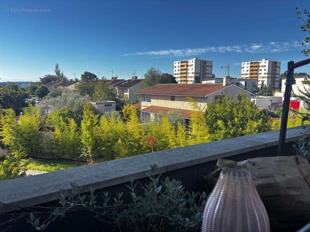 Appartement à COLOMIERS