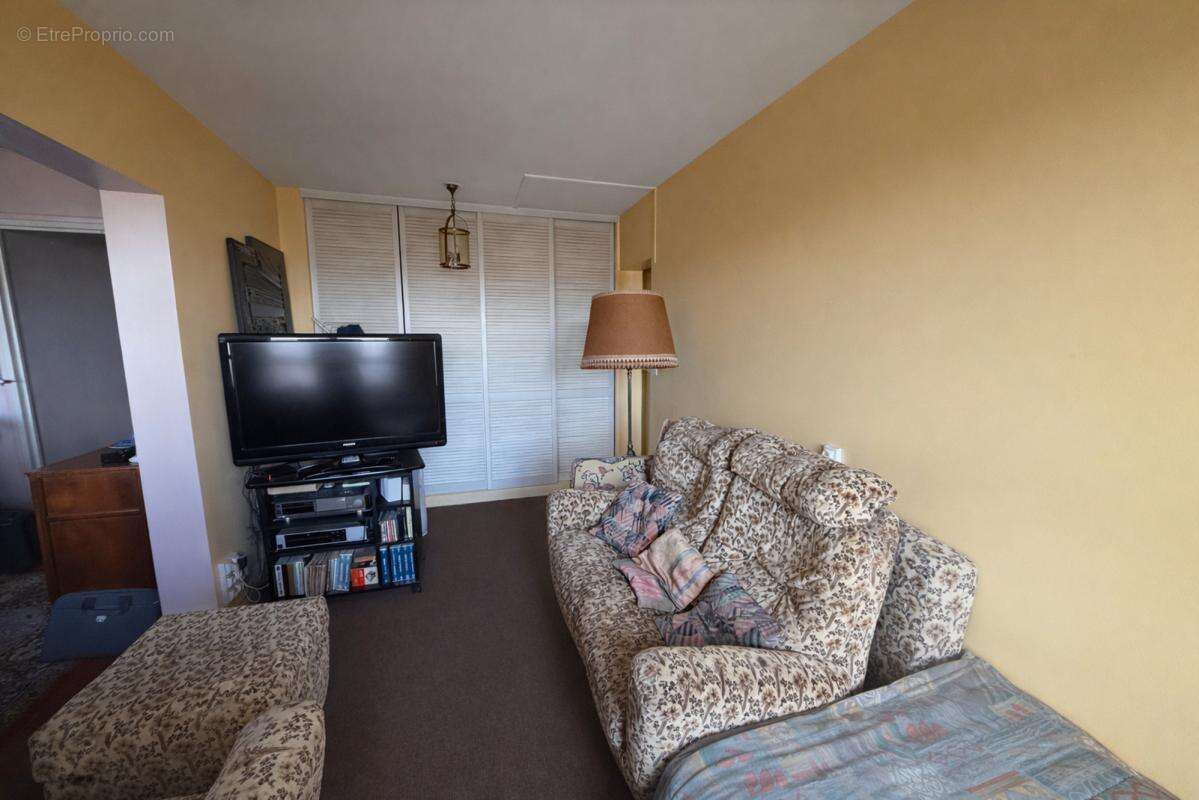 Appartement à PARIS-20E