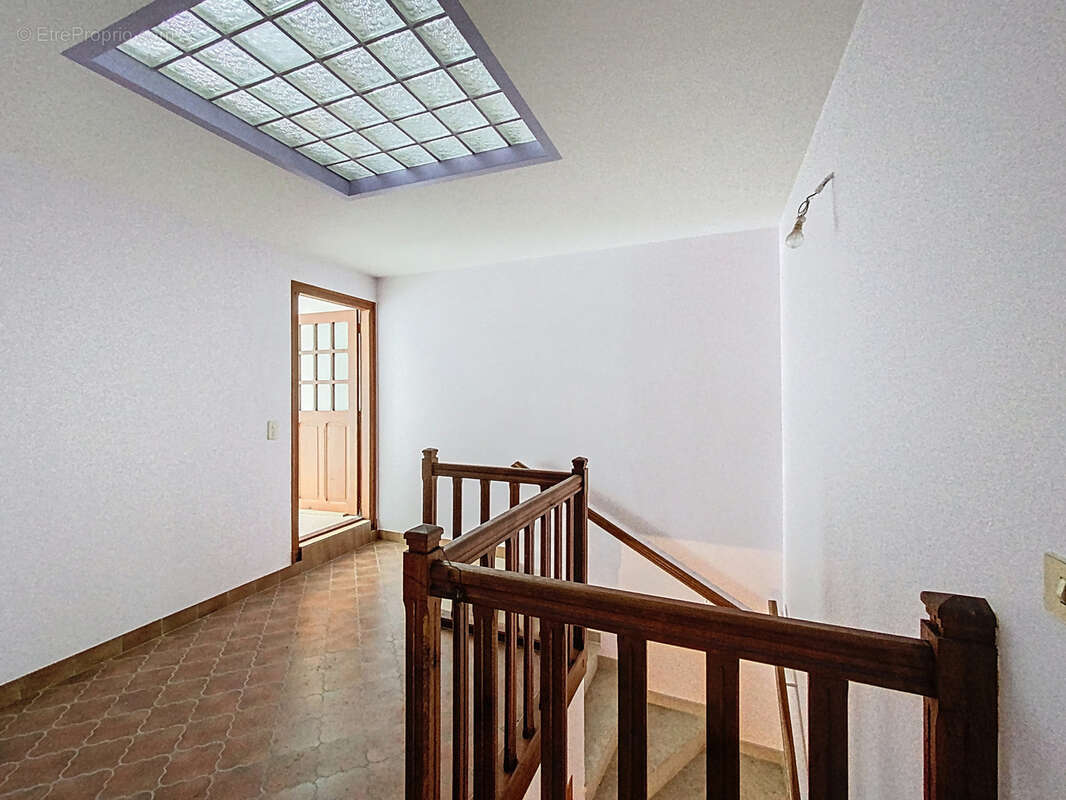 Maison de village a conforter - photo 7