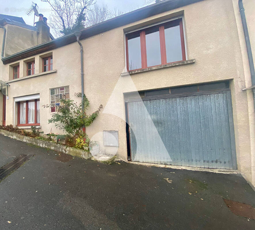 Maison à MONTCY-NOTRE-DAME