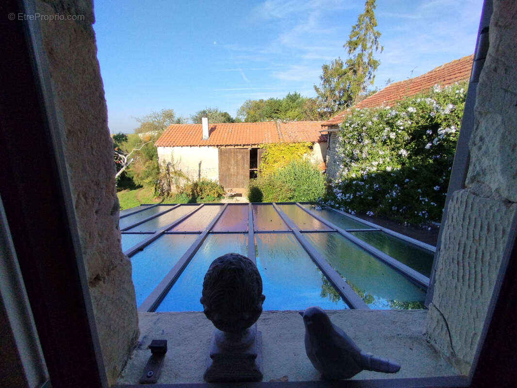 Maison à NEUVILLE-DE-POITOU