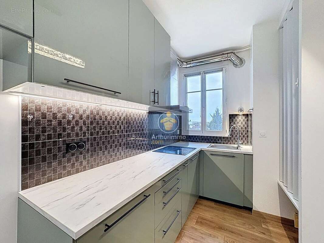 Appartement à SAINT-MAUR-DES-FOSSES