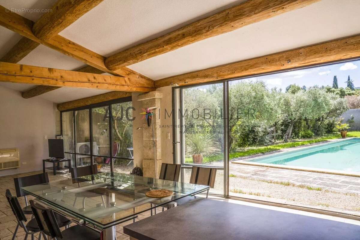 Maison à EYGALIERES