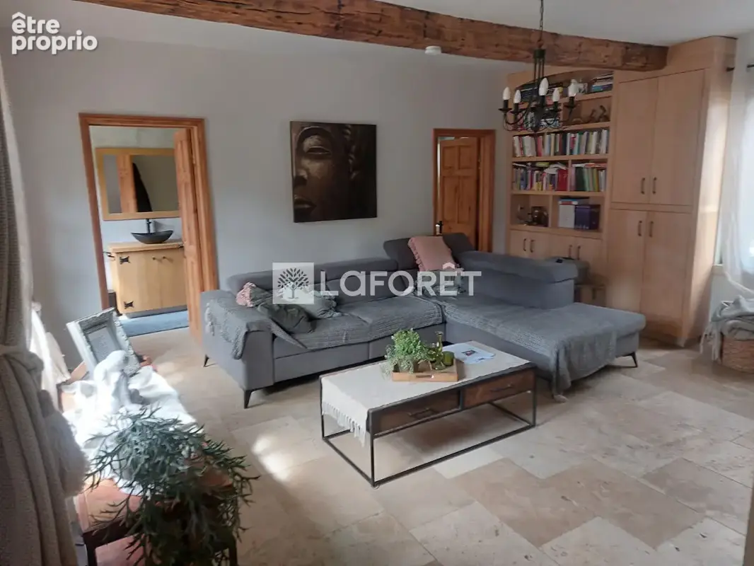 Maison entierement renovee 84 m² - photo 7