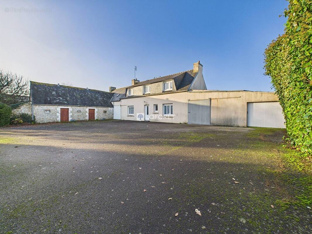 Maison à PONT-L'ABBE