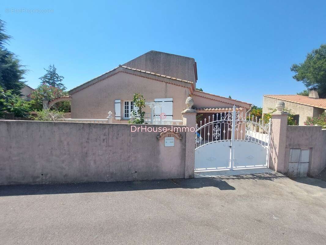 Maison 115 m² à Martigues  - photo 18