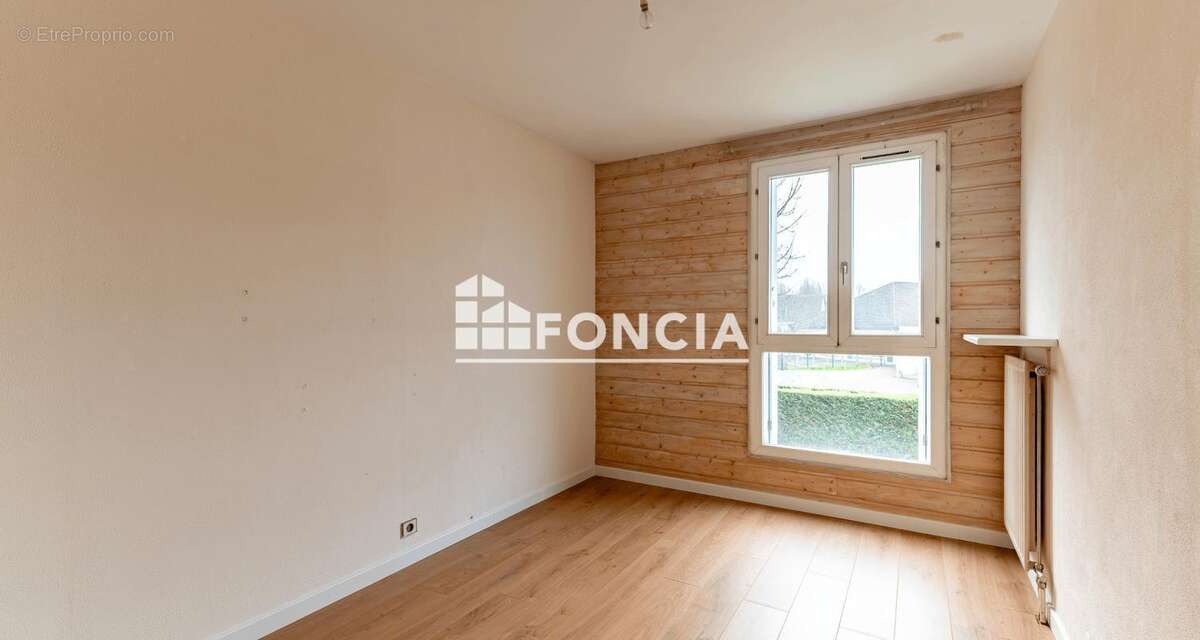 Appartement à PONTAULT-COMBAULT