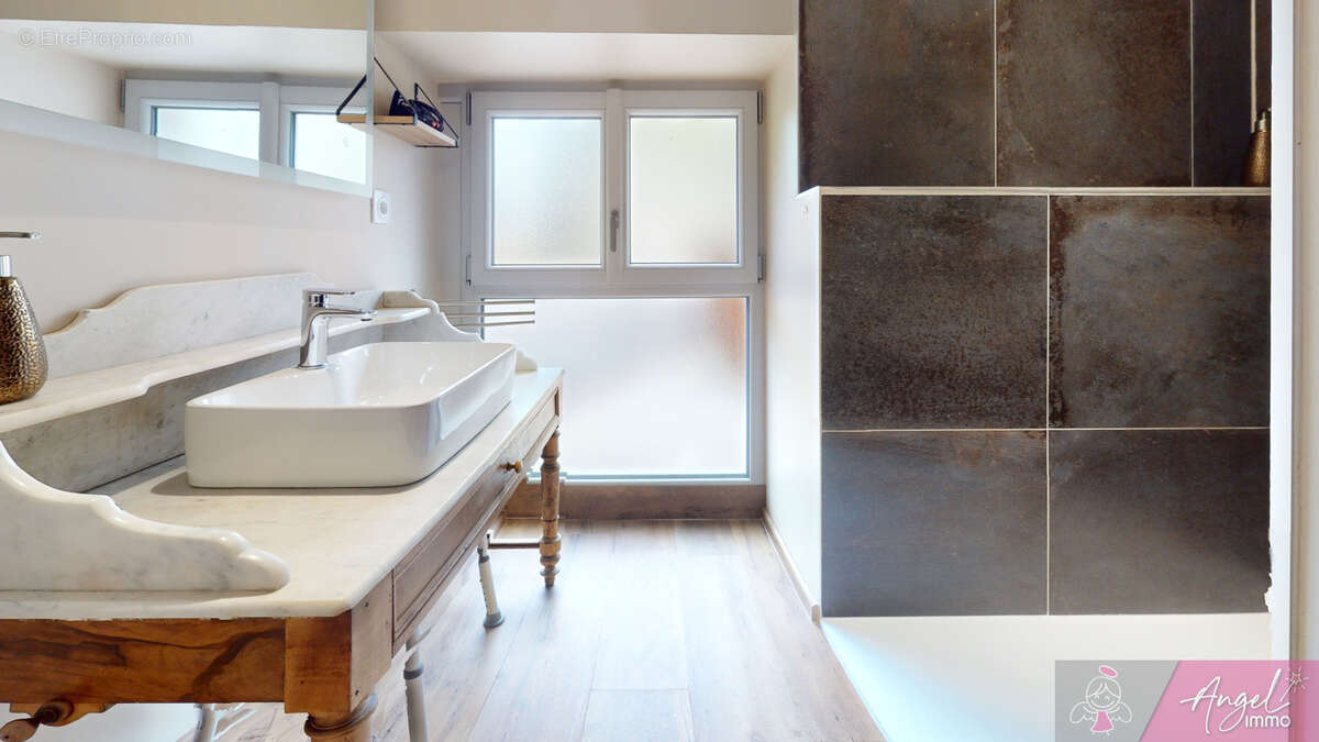 Commerce à ORCHAMPS