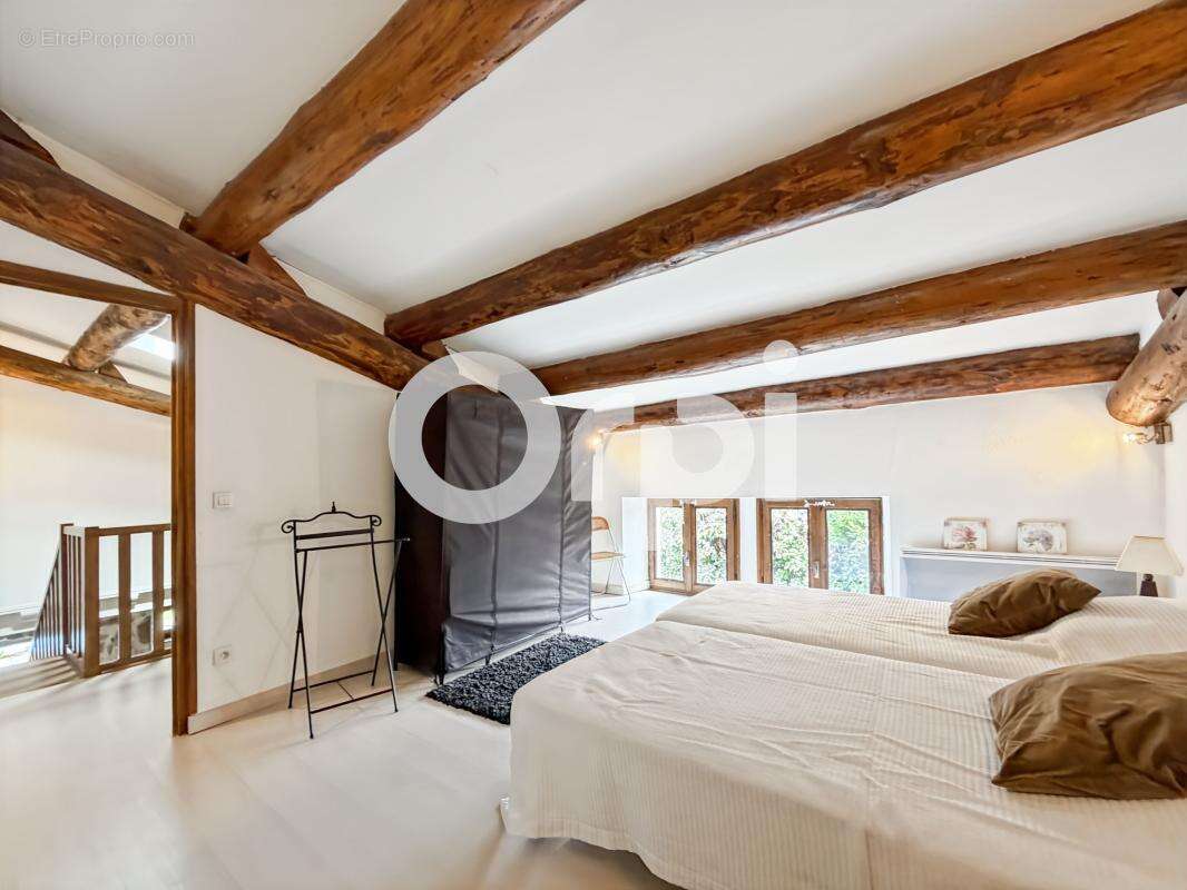 Maison à RUOMS