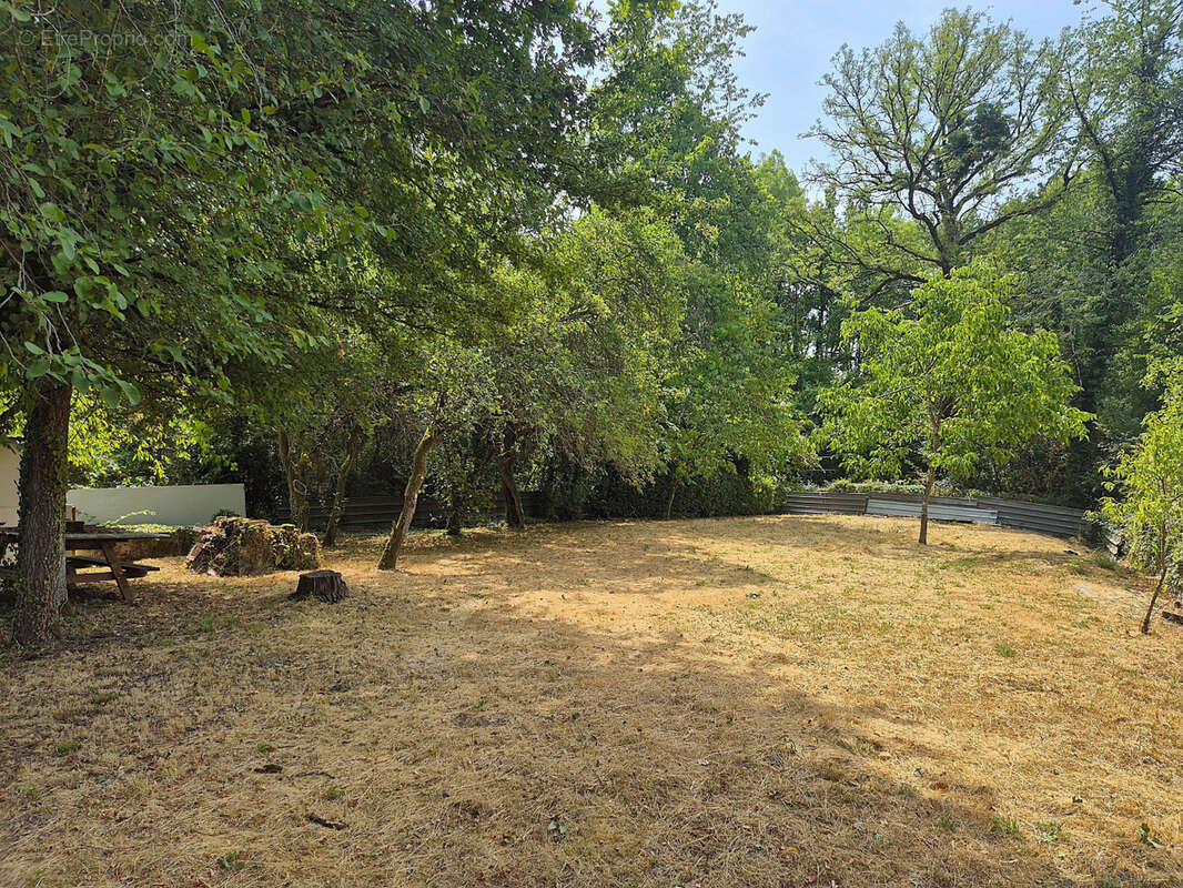 Terrain 465 m² à Le Chatelet-En-Brie  - photo 2