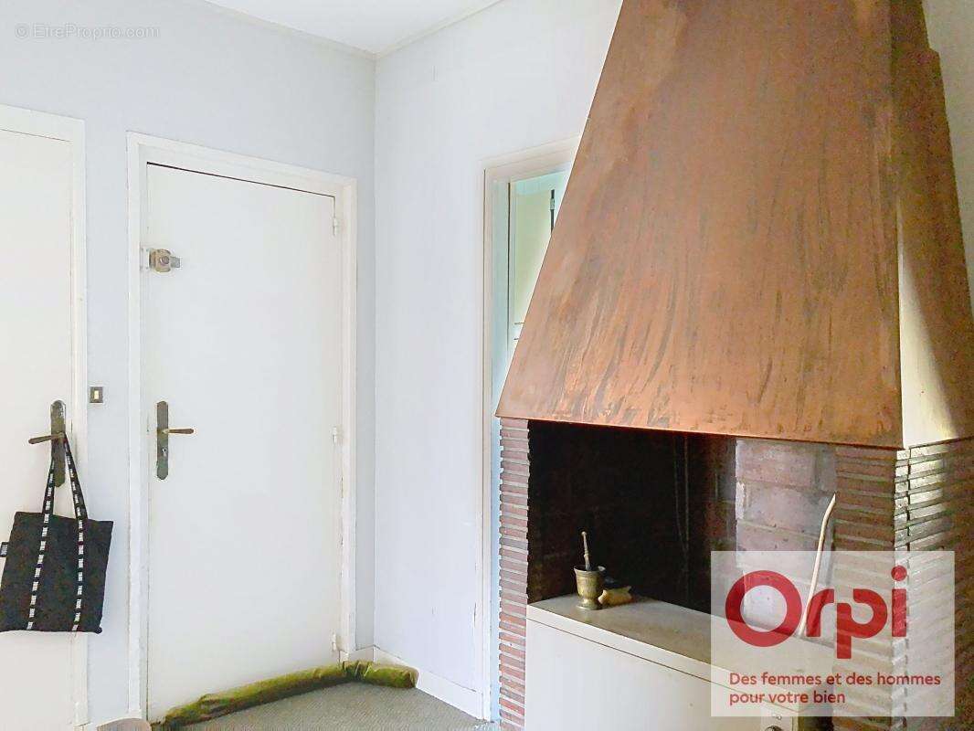 Appartement à ISSY-LES-MOULINEAUX