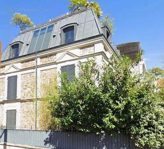 Appartement à ISSY-LES-MOULINEAUX