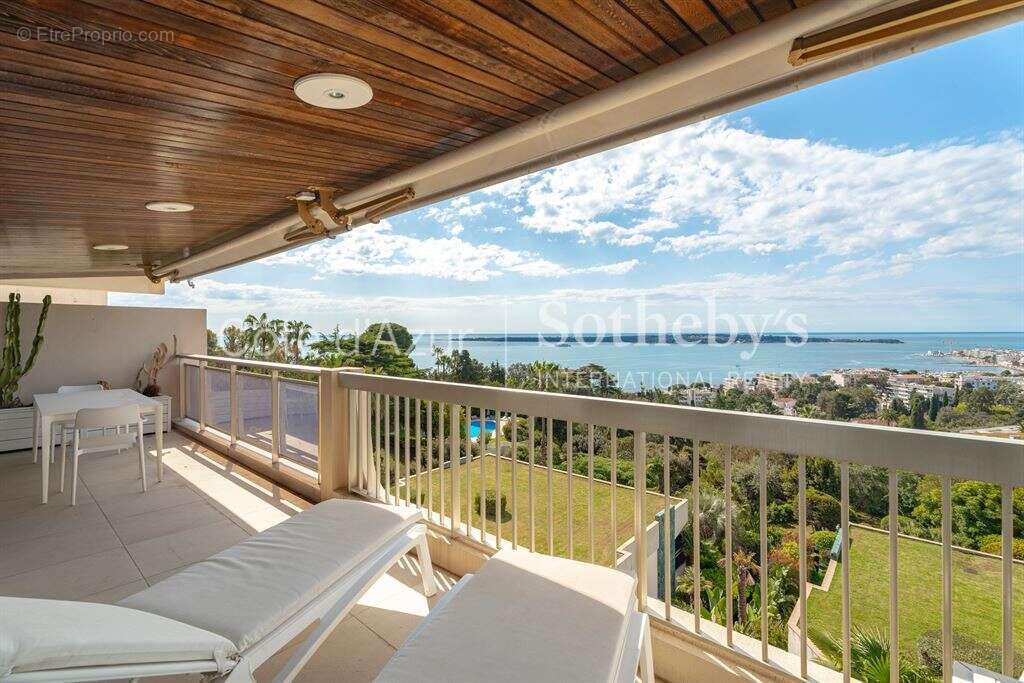 Appartement à CANNES