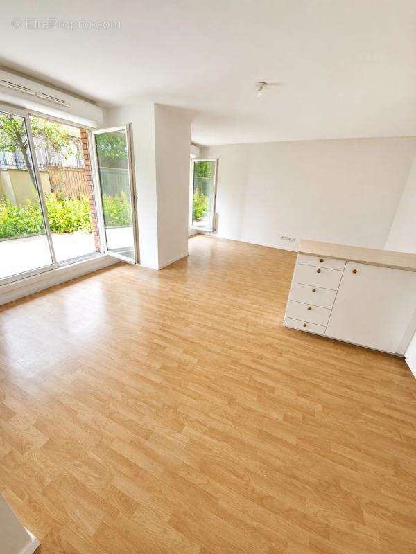 Appartement à QUINCY-SOUS-SENART