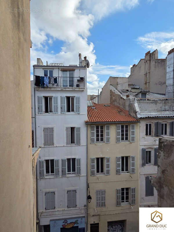 Appartement à MARSEILLE-2E