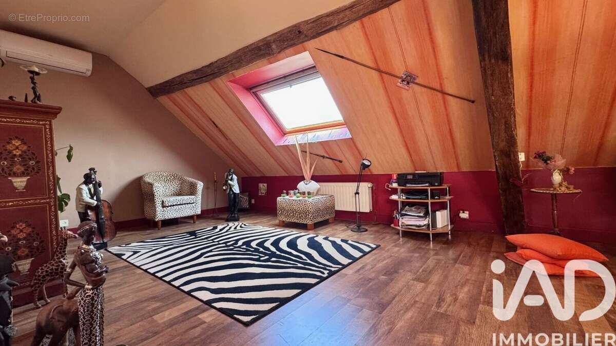 Maison 153 m² à Saint-Aubin  - photo 9